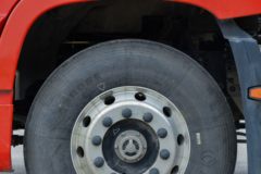 东风商用车 天龙旗舰KX 王者版 580马力 6X4 LNG自动档牵引车(液缓)(DFH4250D13)