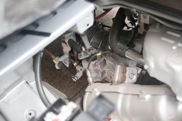 ���� �ٹ��¿� ������ 2.0L 117���� CNG 3.3�׵�������΢��(LZW1030LGMUCNGB)ͼƬ