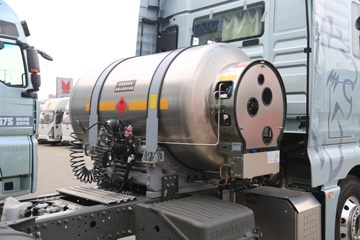 �й����� �ǵ¿�SITRAK G7H�ؿ� 560���� 6X4 LNG�Զ���ǣ����(�ɰ���12��)(Һ��)ͼƬ