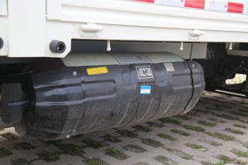 ���� ����M2 ������ 2L 122���� CNG 3.7�׵��Ų�դʽ΢��(����)(BJ5032CCY5JC6-07)ͼƬ