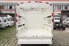 福田 祥菱M2 豪华型 2L 122马力 CNG 3.7米单排仓栅式微卡(国六)(BJ5032CCY5JC6-07)