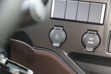 ��� ��; 4.5T 4.16�׵��Ŵ��綯��ʽ�Ῠ98.04kWhͼƬ