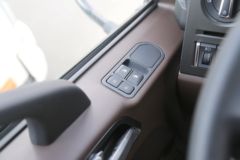 解放 领途 4.5T 4.16米单排纯电动厢式轻卡98.04kWh