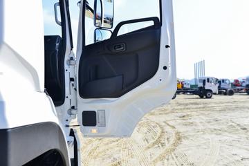 �������ó� ����VL�ؿ� 350���� 8X4 ɢװ�������䳵(ƽ��)ͼƬ