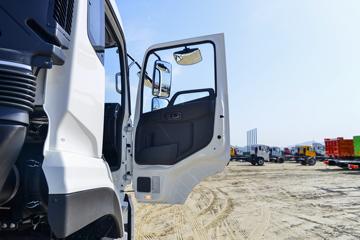 �������ó� ����VL�ؿ� 350���� 8X4 ɢװ�������䳵(ƽ��)ͼƬ