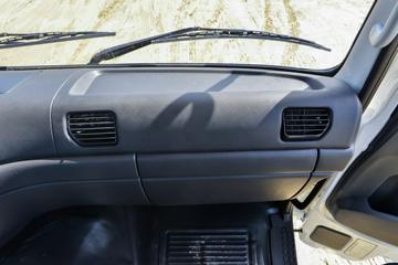 �������ó� ����VL�ؿ� 350���� 8X4 ɢװ�������䳵(ƽ��)ͼƬ