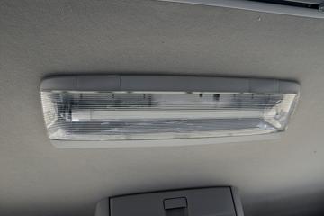 �������ó� ����VL�ؿ� 350���� 8X4 ɢװ�������䳵(ƽ��)ͼƬ