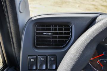 �������ó� ����VL�ؿ� 350���� 8X4 ɢװ�������䳵(ƽ��)ͼƬ