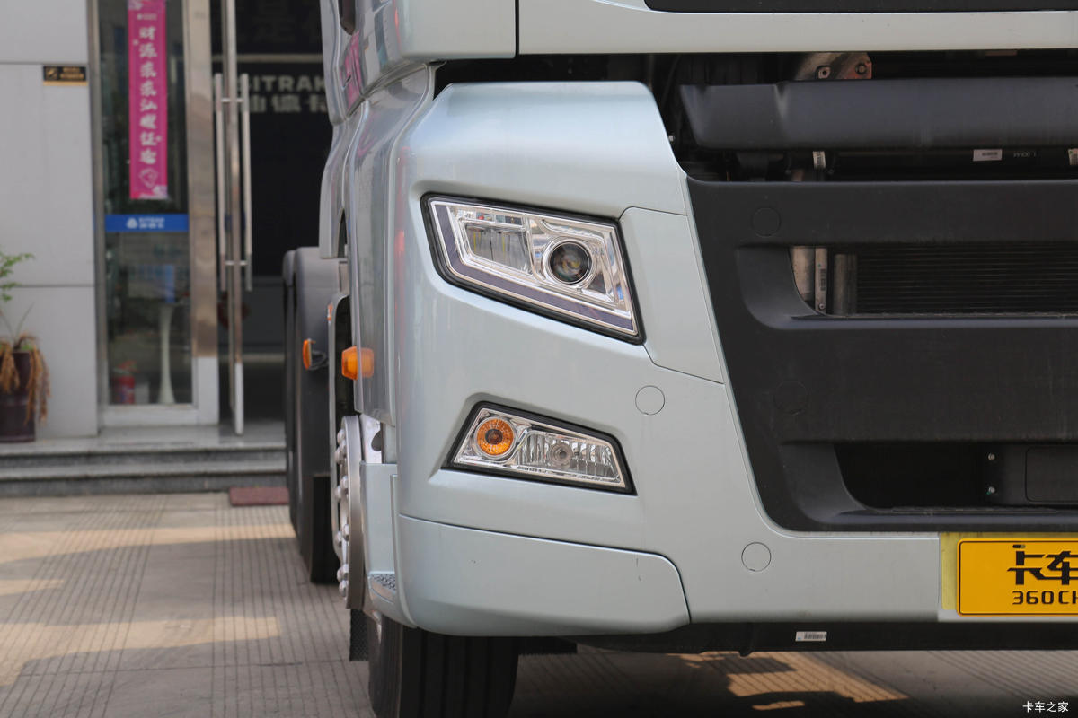 й ǵ¿SITRAK G7Sؿ  480 6X4 LNGǣ                                                