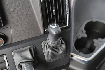 �й����� �ǵ¿�SITRAK G7S�ؿ� ������ 480���� 6X4 LNGǣ����ͼƬ