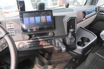 �й����� �ǵ¿�SITRAK G7S�ؿ� ������ 480���� 6X4 LNGǣ����ͼƬ