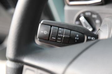 �й����� �ǵ¿�SITRAK G7S�ؿ� ������ 480���� 6X4 LNGǣ����ͼƬ