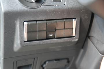 �й����� �ǵ¿�SITRAK G7S�ؿ� ������ 480���� 6X4 LNGǣ����ͼƬ