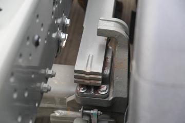 �й����� �ǵ¿�SITRAK G7S�ؿ� ������ 480���� 6X4 LNGǣ����ͼƬ