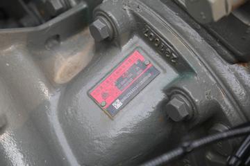 �й����� �ǵ¿�SITRAK G7S�ؿ� ������ 480���� 6X4 LNGǣ����ͼƬ