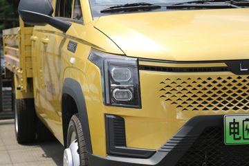 �������� �ƽ� 3.5T 2.61��˫�Ų��ʽ���̻�϶�������΢��13.26kWhͼƬ