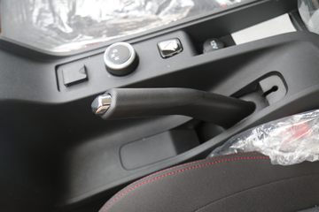 �������� �ƽ� 3.5T 2.61��˫�Ų��ʽ���̻�϶�������΢��13.26kWhͼƬ