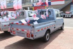 福田 祥菱Q一体式 舒适型 1.6L 120马力 汽油 2.5米双排栏板微卡(BJ1030V6AV6-73)