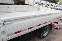 福田 时代领航S1 120马力 3.19米双排栏板小卡(3T后桥)