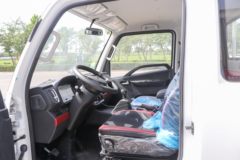 福田 时代领航S1 2.0L 144马力 汽油 3.94米排半栏板小卡(国六)