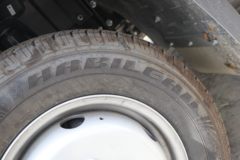 福田 时代领航S1 2.0L 144马力 汽油 3.94米排半栏板小卡(国六)