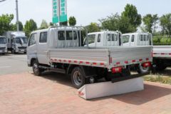 福田 欧马可X 125马力 3.17米双排栏板轻卡(BJ1044V9AA6-4A)