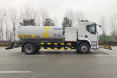 东风柳汽 新乘龙M3 200马力 4X2 纯电动清洗车(徐工牌)(DXA5181GQXLBEV)210kWh