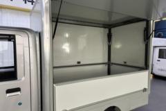 五菱 E10 基础版 0.8T 1.99米纯电动售货车(智跃牌)(LPL5010XSHBEV)9kWh