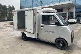 上汽通用五菱底盘&nbsp;电动冷藏车底盘图片