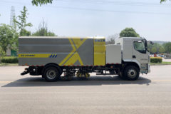 东风柳汽 新乘龙M3 4X2 纯电动洗扫车(徐工牌)(XGH5181TXSLBEV)280kWh
