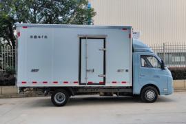 上汽通用五菱底盘&nbsp;冷藏车外观图片