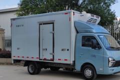 五菱 龙卡 136马力 4X2 3.99米冷藏车(智跃牌)(LPL5031XLCGHU)