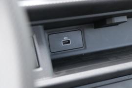 贵州牌长江7号 电动封闭厢货驾驶室图片