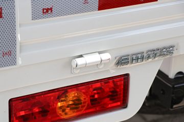  M2  1.6L 122  3.1Ű΢(BJ1032V5PV5-11)ͼƬ