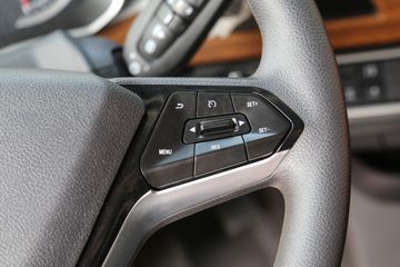 �й����� HOWO TH7�ؿ� 530���� 6X4 LNG�Զ���ǣ����(˫��ƿ)(ZZ4257V384HF1LB)ͼƬ