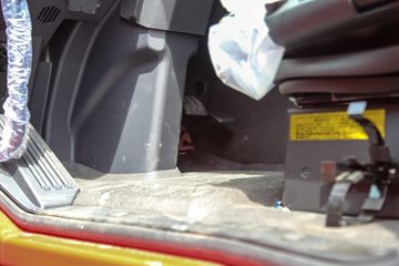 �й����� HOWO TH7�ؿ� 530���� 6X4 LNG�Զ���ǣ����(˫��ƿ)(ZZ4257V384HF1LB)ͼƬ