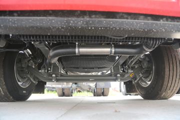 �й����� HOWO TH7�ؿ� 530���� 6X4 LNG�Զ���ǣ����(˫��ƿ)(ZZ4257V384HF1LB)ͼƬ