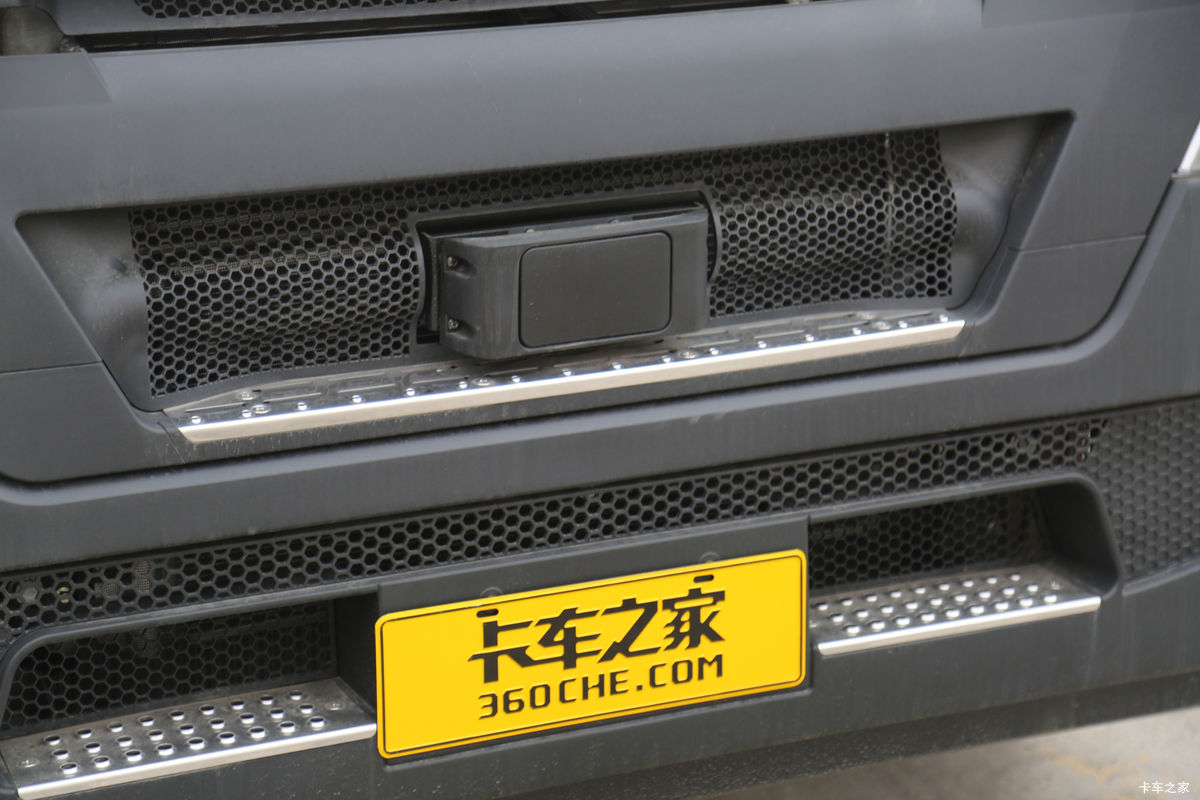 �й����� HOWO TX7�ؿ� 480���� 6X4 LNGǣ�������                                                