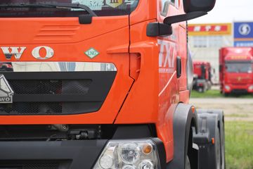 �й����� HOWO TX7�ؿ� 480���� 6X4 LNGǣ����(ZZ4257V384GF1LB)ͼƬ