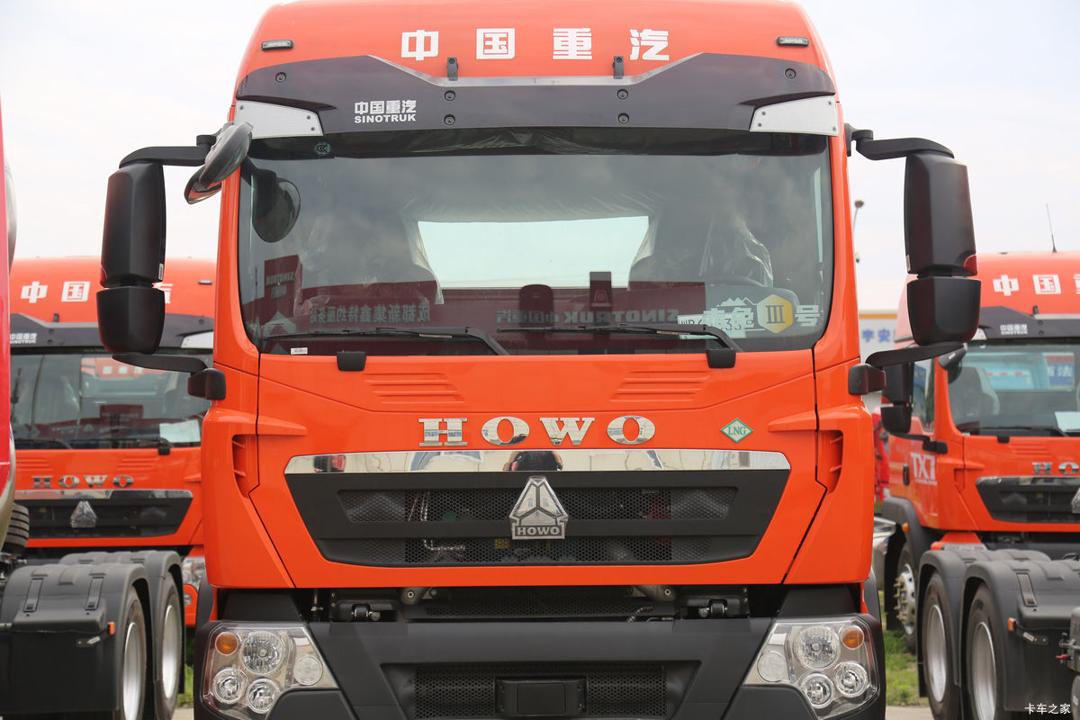�й����� HOWO TX7�ؿ� 480���� 6X4 LNGǣ�������                                                
