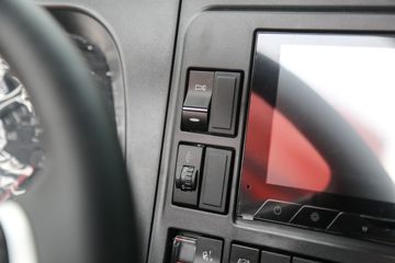 �й����� HOWO TX7�ؿ� 480���� 6X4 LNGǣ����(ZZ4257V384GF1LB)ͼƬ