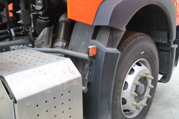 �й����� HOWO TX7�ؿ� 480���� 6X4 LNGǣ����(ZZ4257V384GF1LB)ͼƬ