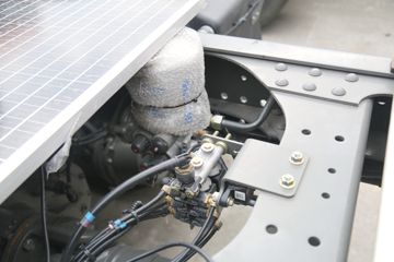 �й����� HOWO TX7�ؿ� 480���� 6X4 LNGǣ����(ZZ4257V384GF1LB)ͼƬ