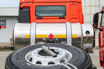 �й����� HOWO TX7�ؿ� 480���� 6X4 LNGǣ����(ZZ4257V384GF1LB)ͼƬ