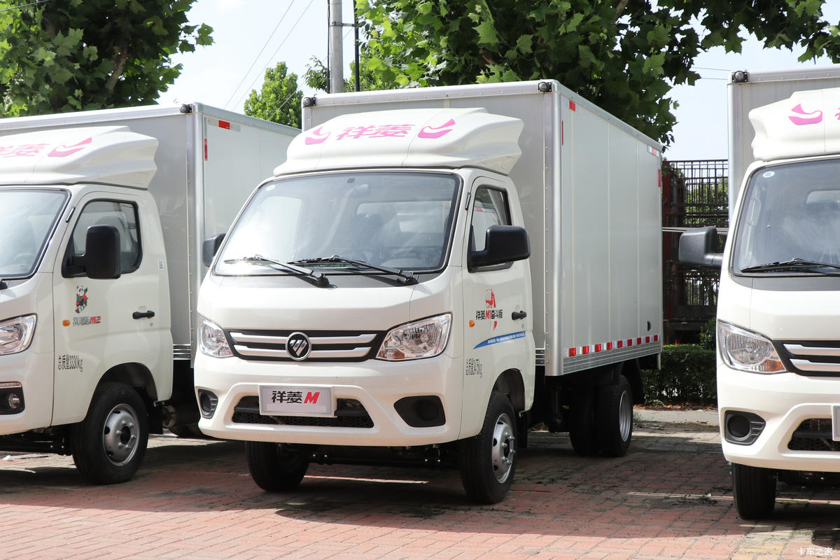 福田 祥菱M1 奋斗版 1.6L 122马力 汽油 3.3米单排厢式微卡(云内)
