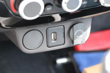 ���� ����M1 �ܶ��� 1.6L 122���� ���� 3.3�׵�����ʽ΢��(����)(BJ5031XXY3JV4-62)ͼƬ