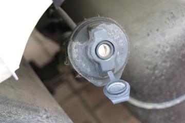 ���� ����M1 �ܶ��� 1.6L 122���� ���� 3.3�׵�����ʽ΢��(����)(BJ5031XXY3JV4-62)ͼƬ