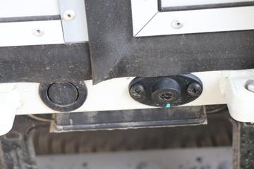 ���� ����M1 �ܶ��� 1.6L 122���� ���� 3.3�׵�����ʽ΢��(����)ͼƬ