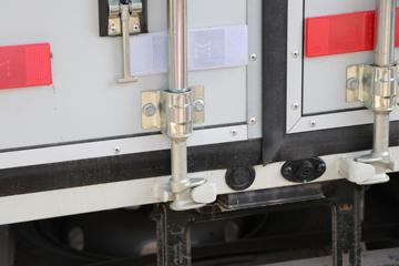 ���� ����M1 �ܶ��� 1.6L 122���� ���� 3.3�׵�����ʽ΢��(����)ͼƬ