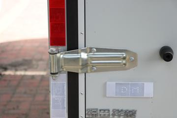 ���� ����M1 �ܶ��� 1.6L 122���� ���� 3.3�׵�����ʽ΢��(����)ͼƬ